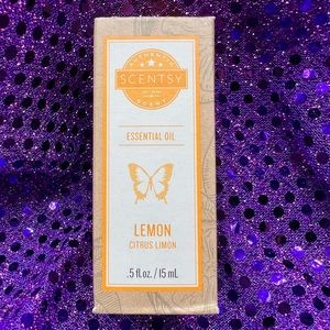 Scentsy “LEMON” essential oil